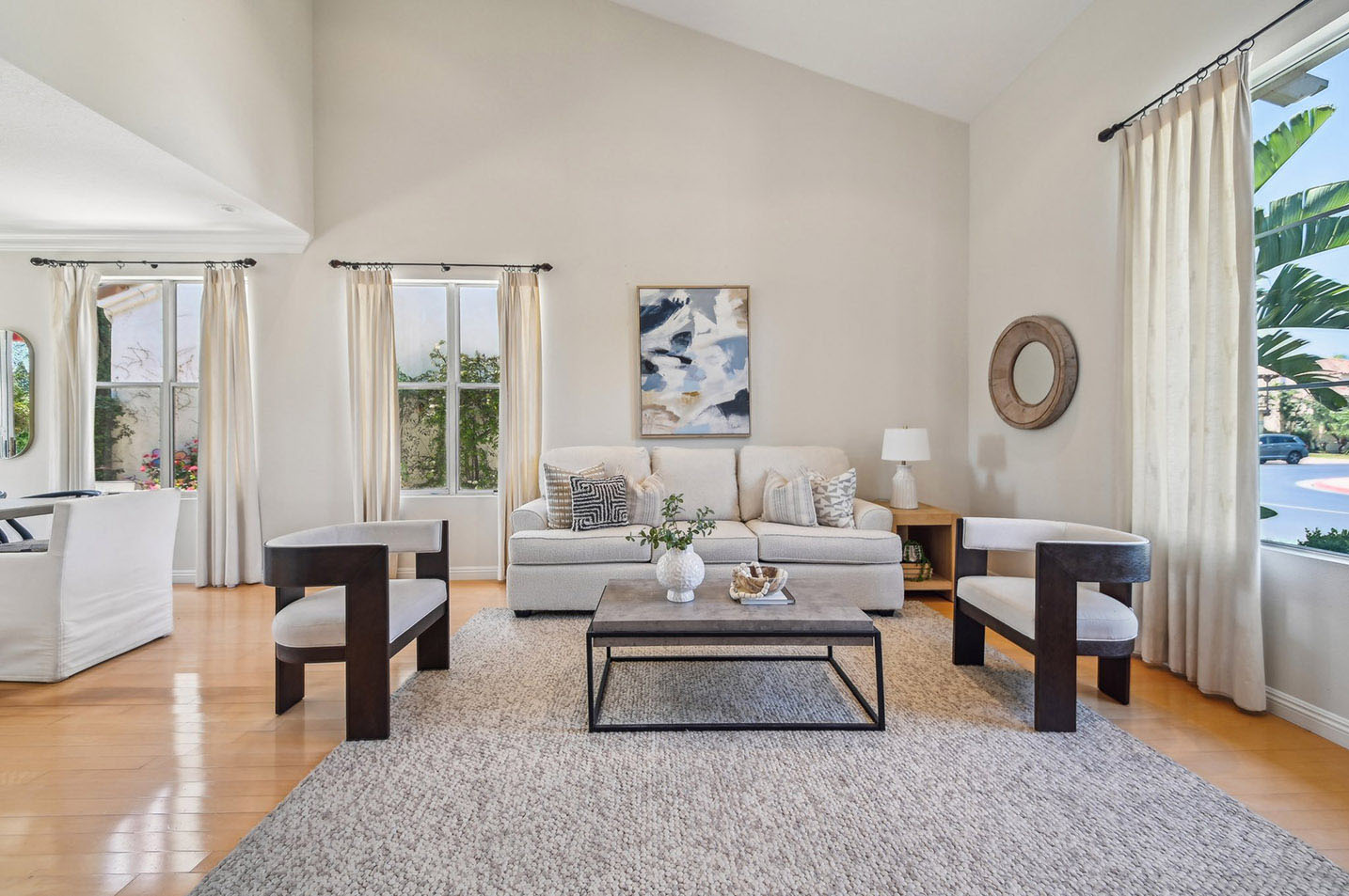 Long Beach House Luxury