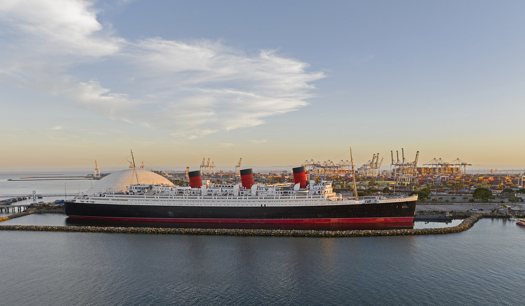 Aerial Photography and Icon of Long Beach